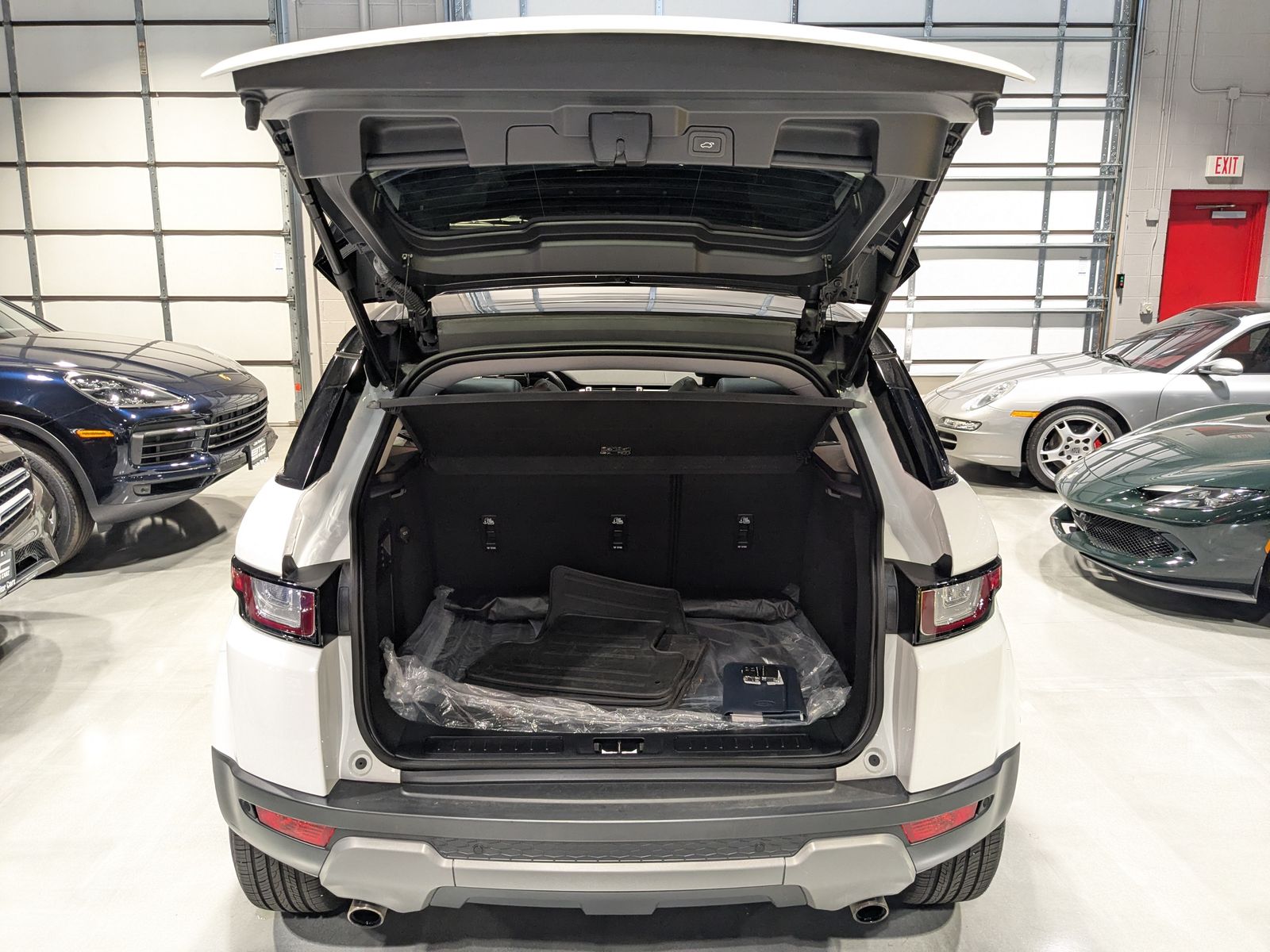 2019 Land Rover Range Rover Evoque SE Premium AWD