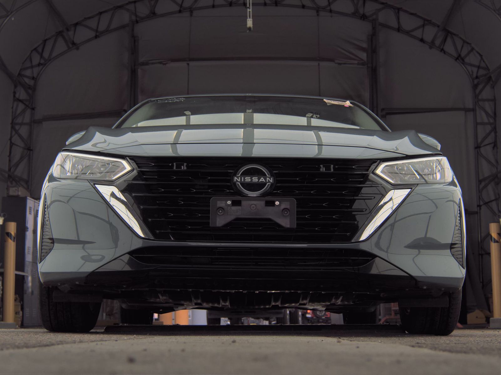 NISSAN SENTRA - 4