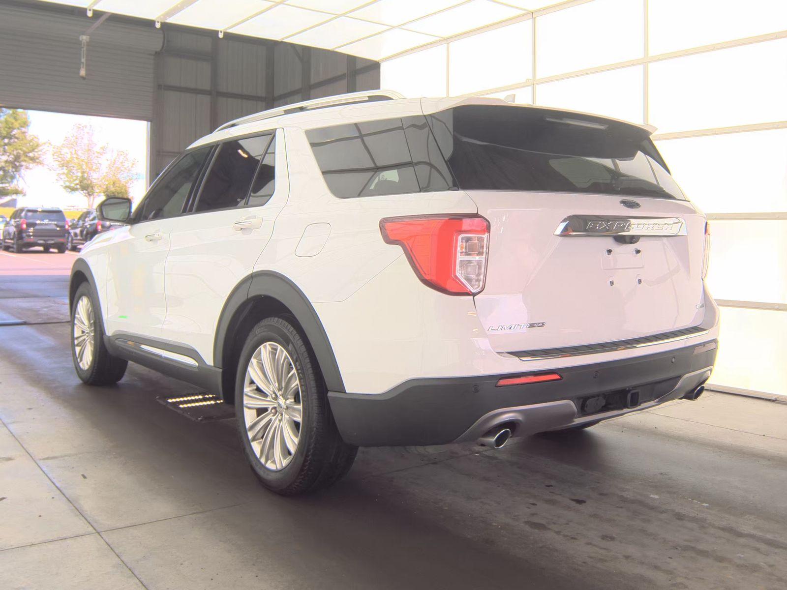 FORD EXPLORER - 9