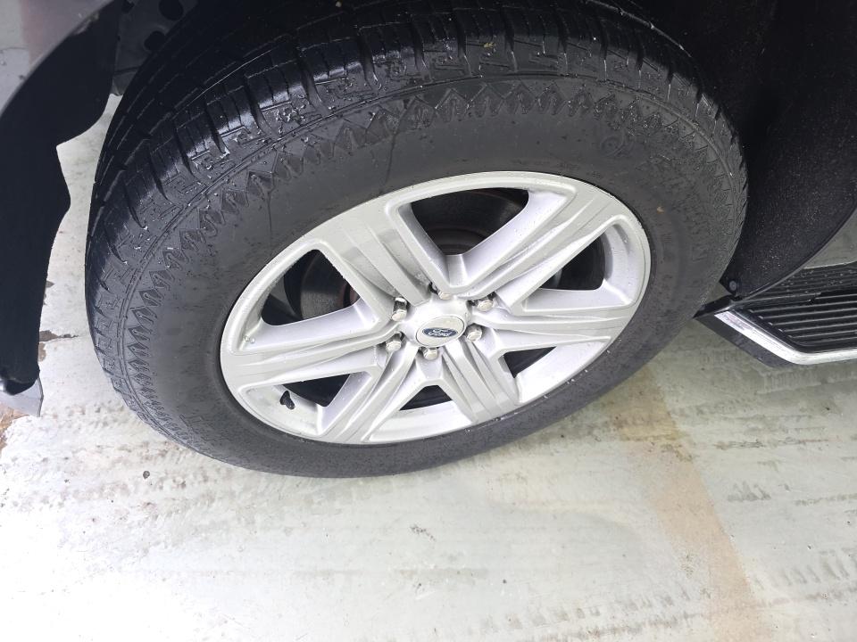 FORD EXPEDITION - 9