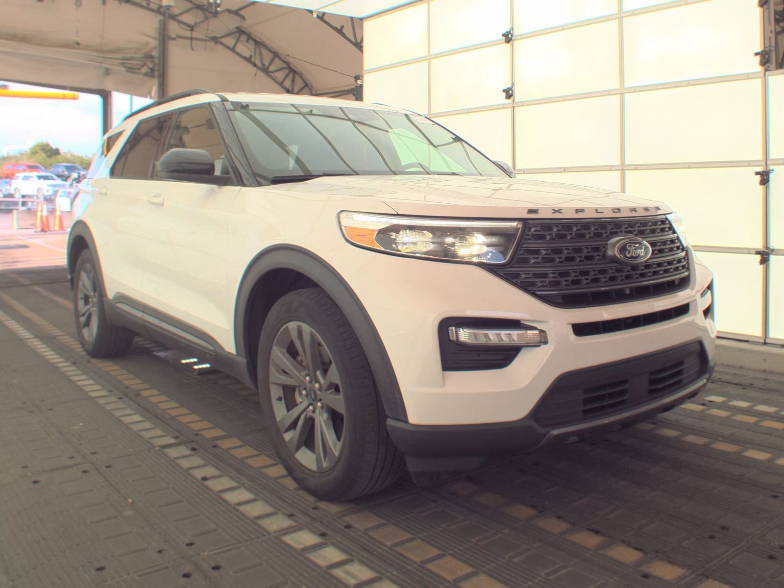 FORD EXPLORER - 5
