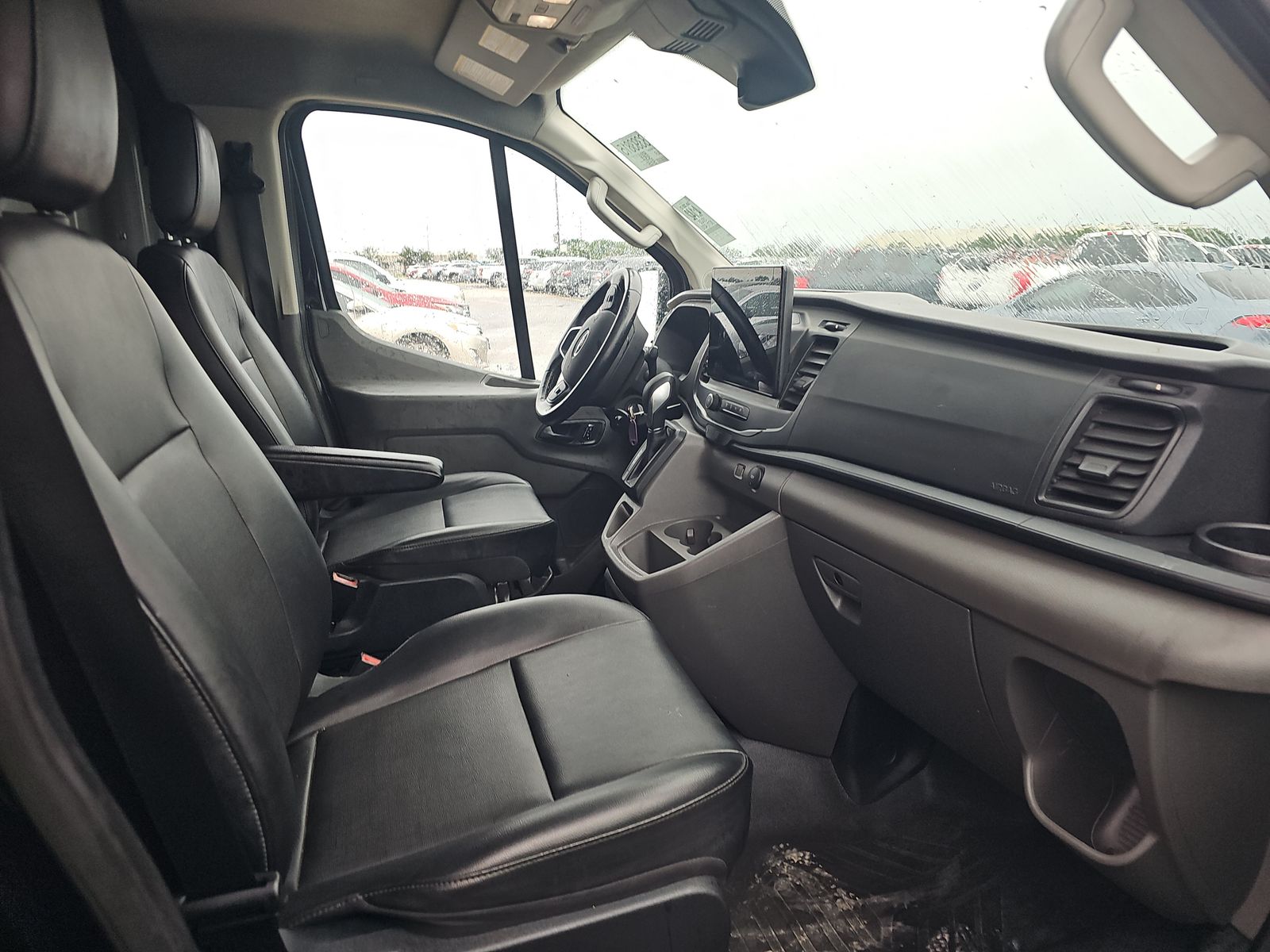 FORD TRANSIT 150 - 9