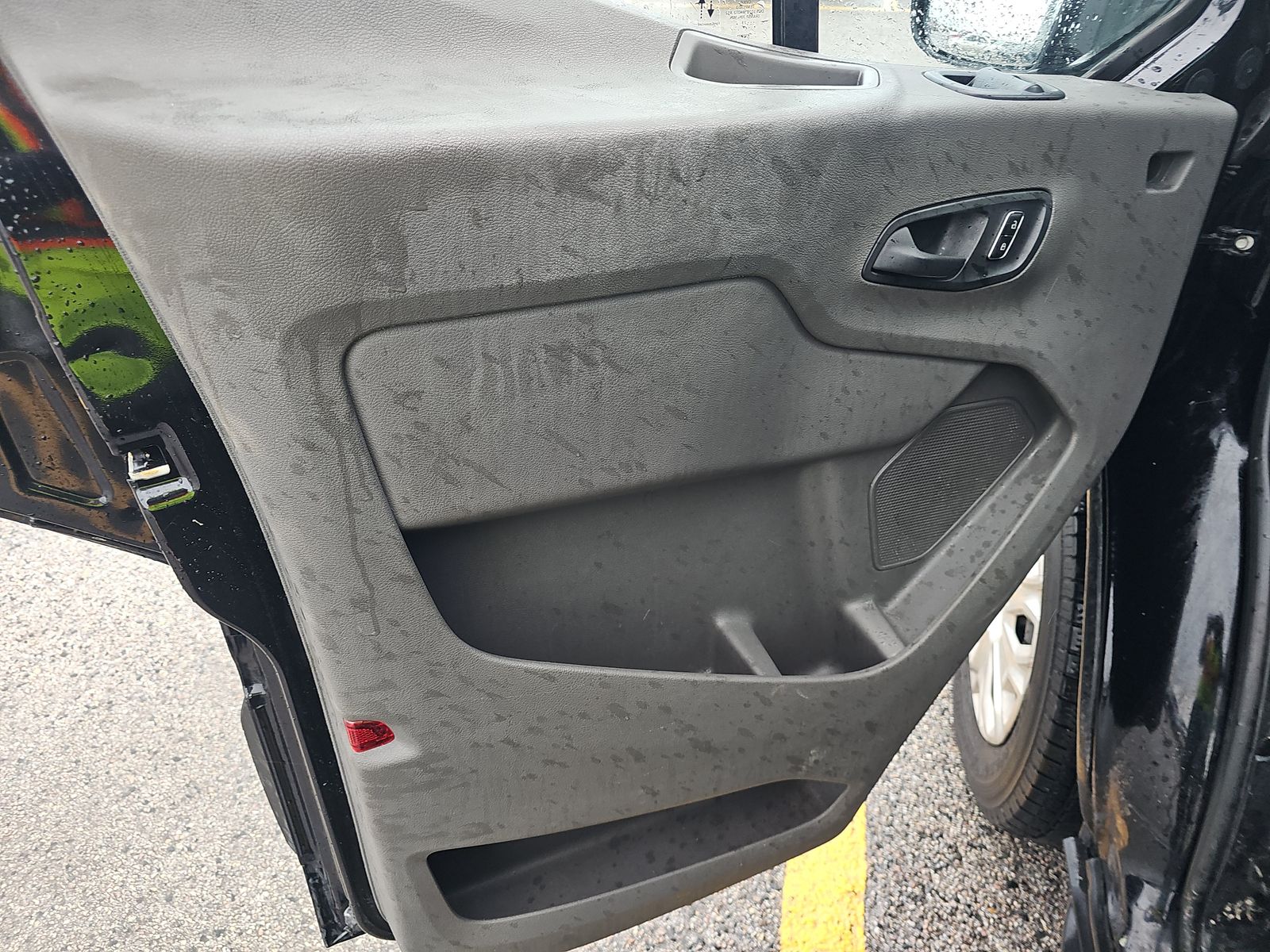 FORD TRANSIT 150 - 10