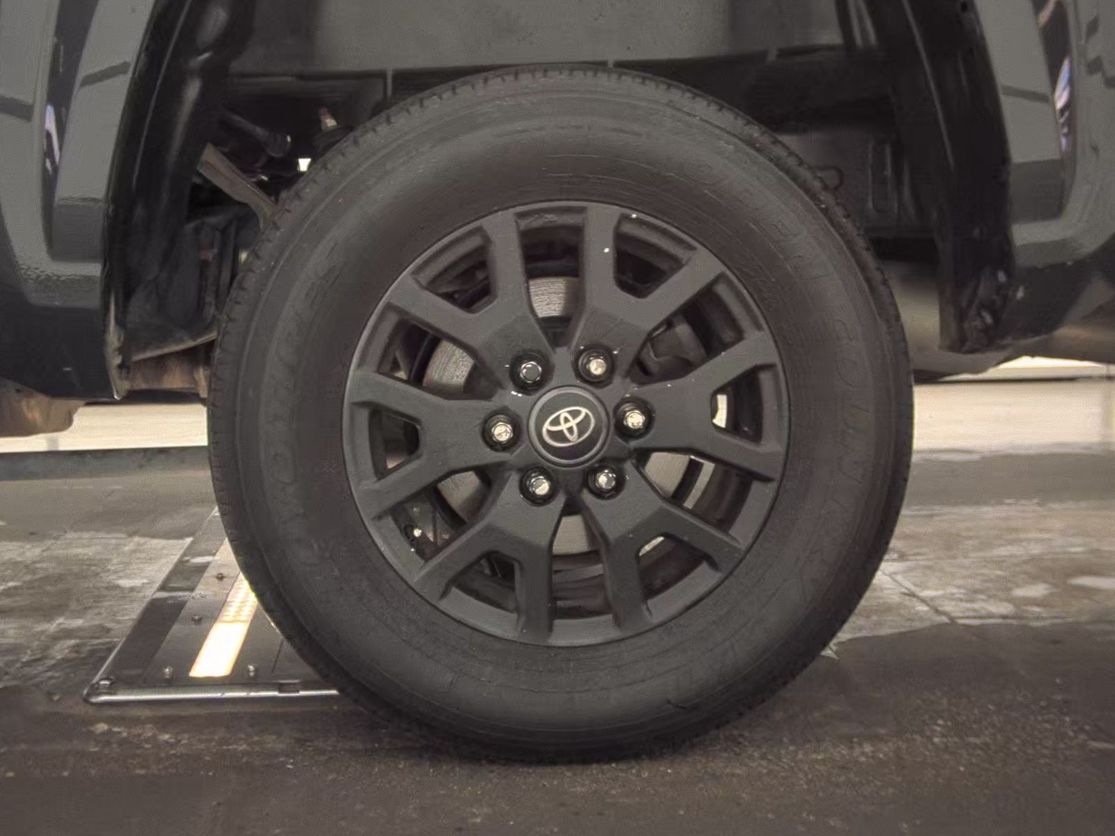 2025 Toyota Tacoma SR5 RWD