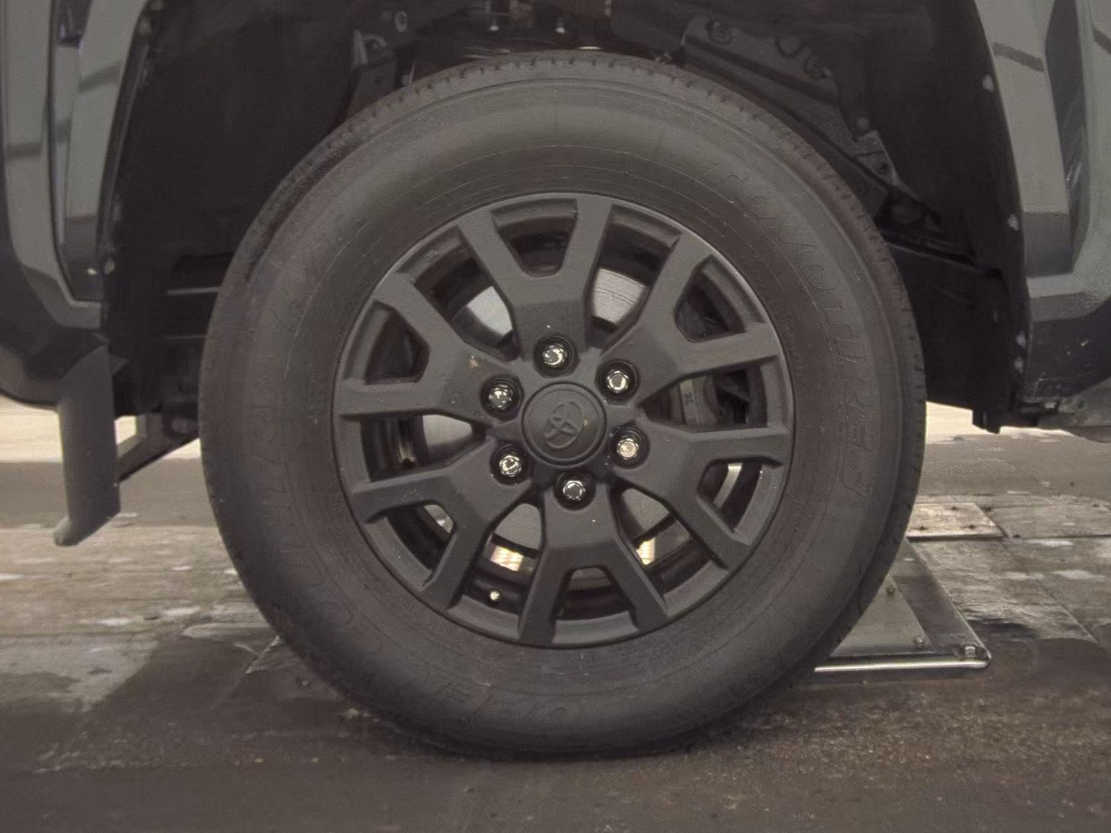 2025 Toyota Tacoma SR5 RWD