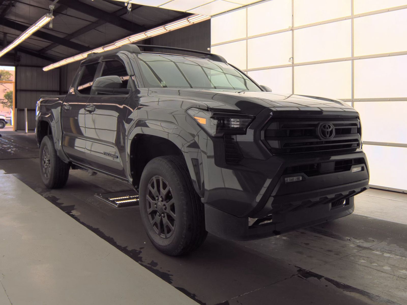 2025 Toyota Tacoma SR5 RWD