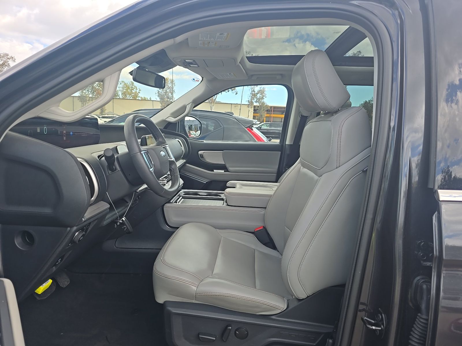 FORD EXPEDITION - 8
