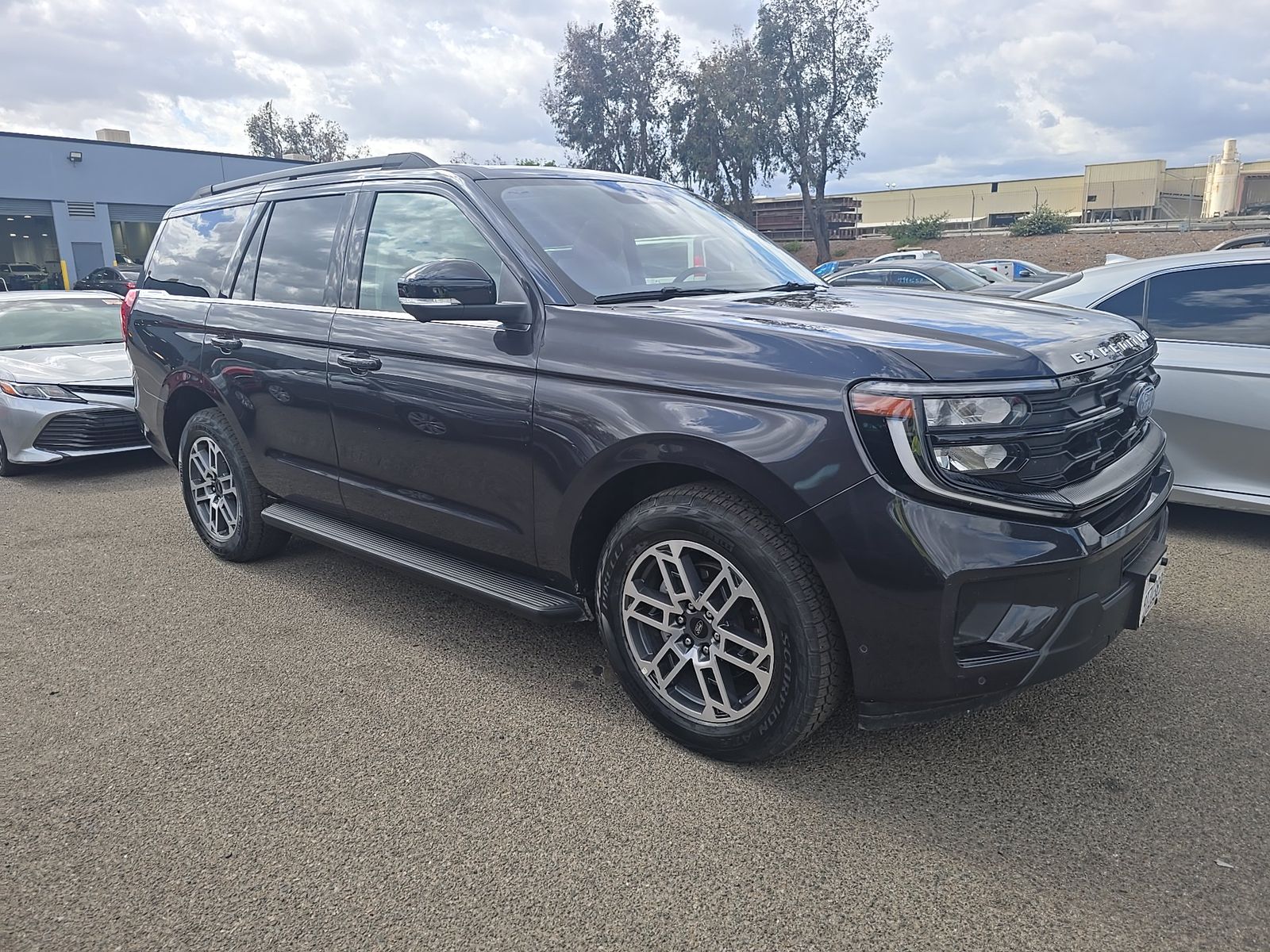 FORD EXPEDITION - 4