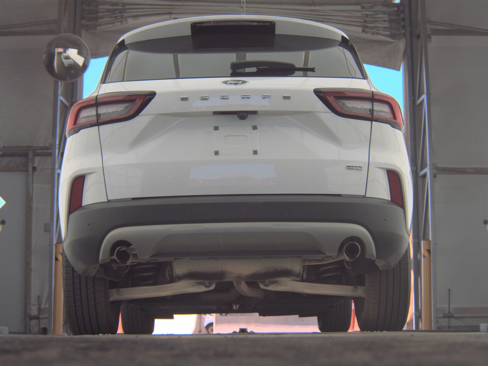 FORD ESCAPE - 8