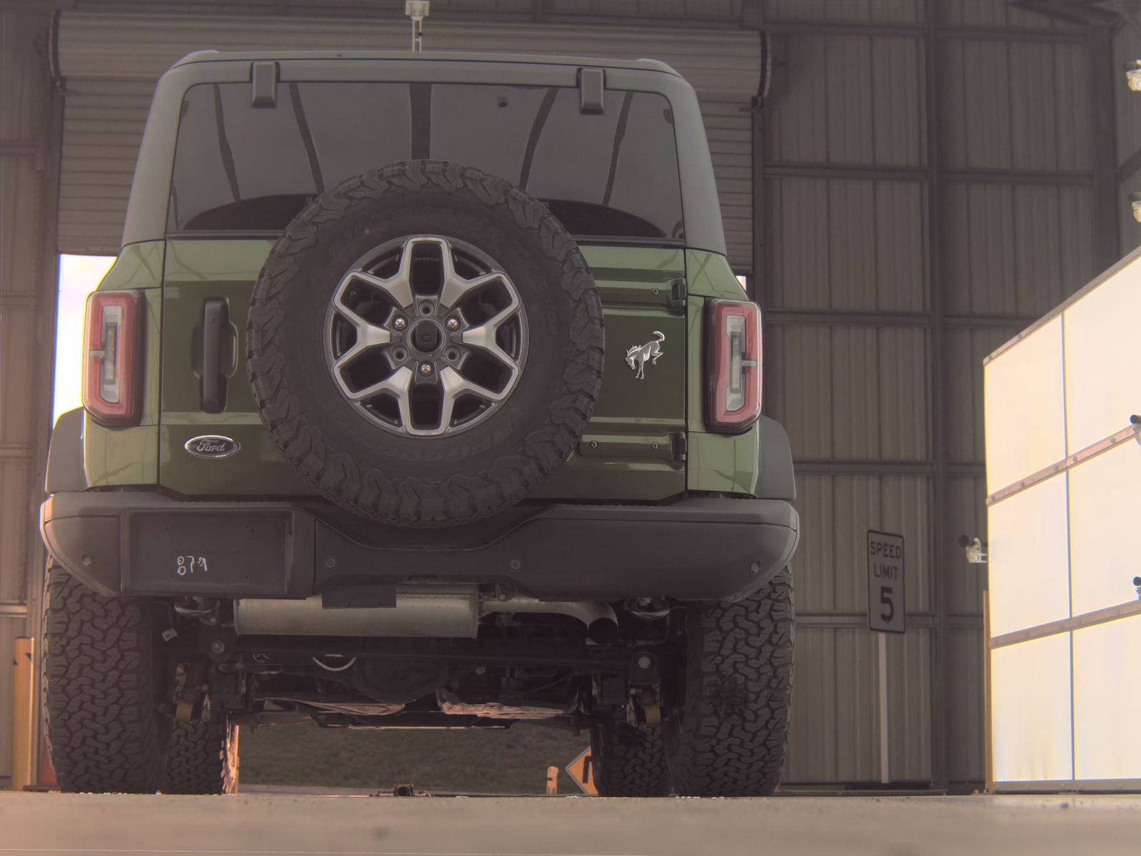 FORD BRONCO - 8
