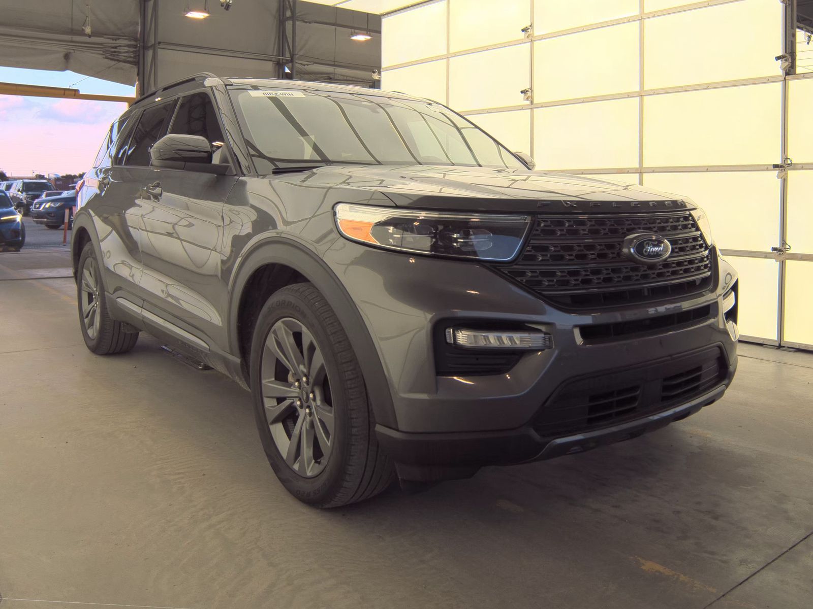 FORD EXPLORER - 5