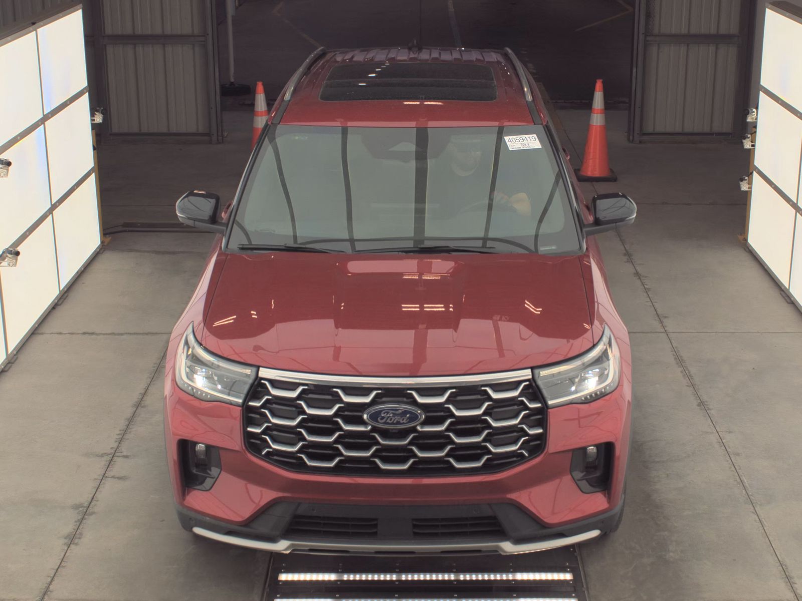 FORD EXPLORER - 3