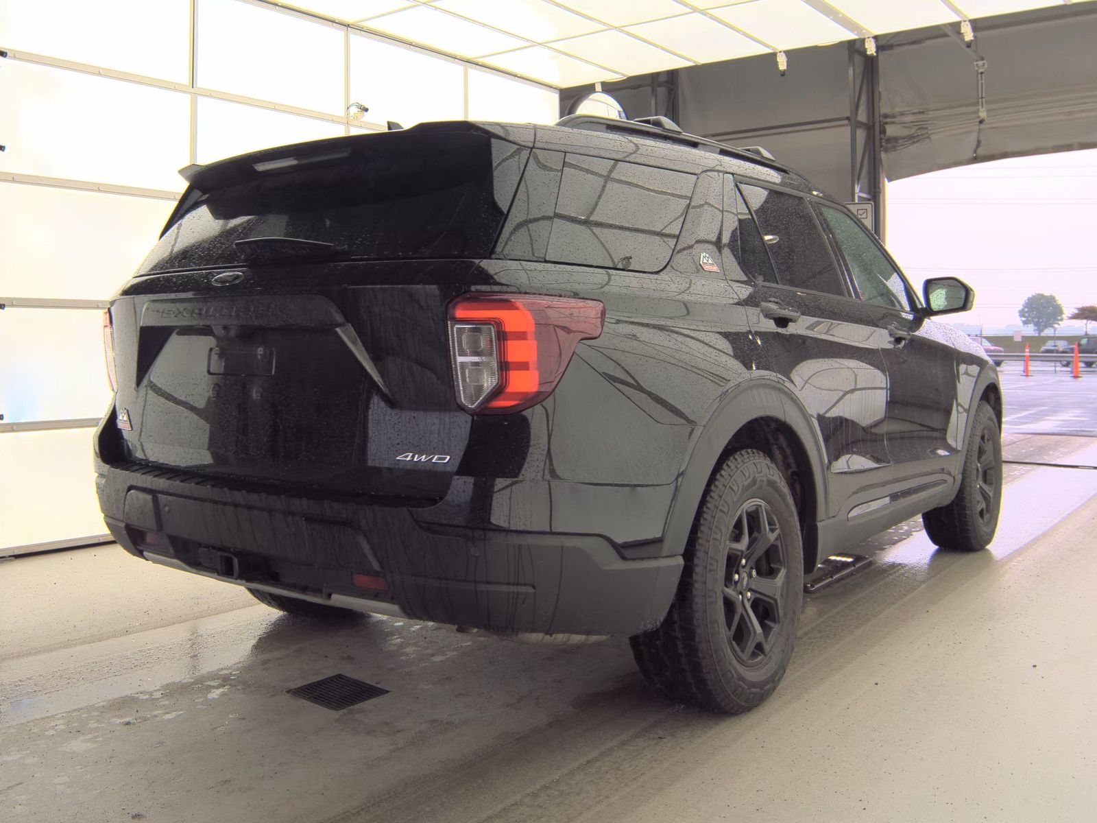 FORD EXPLORER - 5