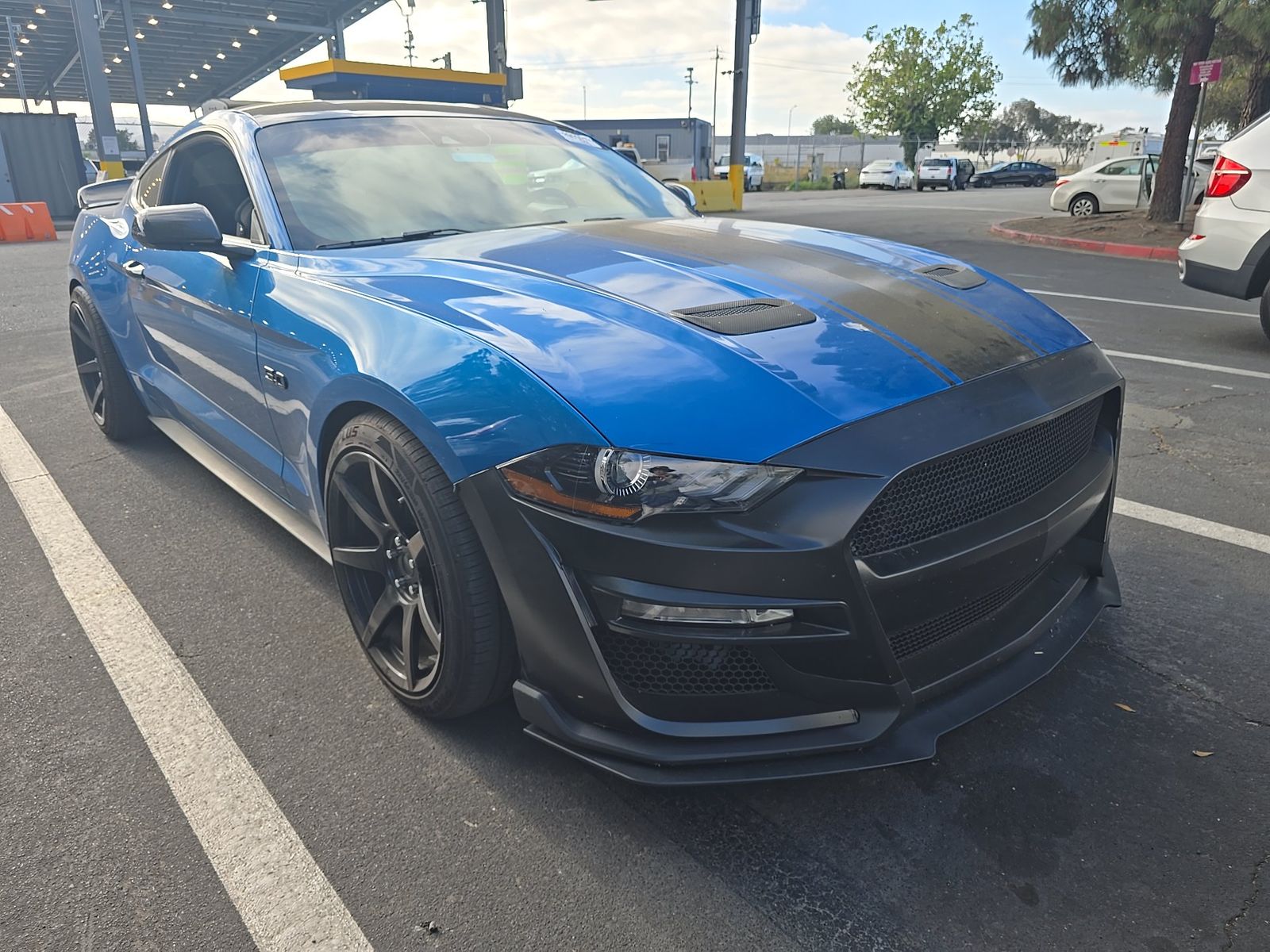 FORD MUSTANG - 4