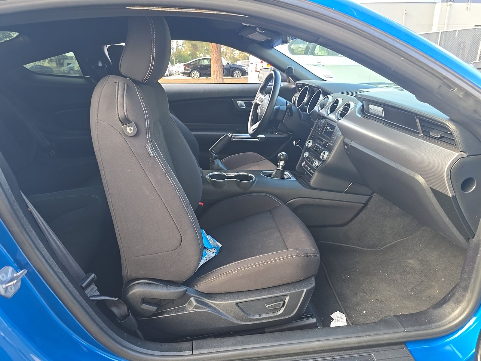 FORD MUSTANG - 9