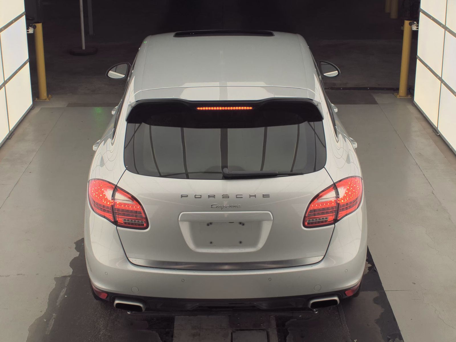 PORSCHE CAYENNE - 7