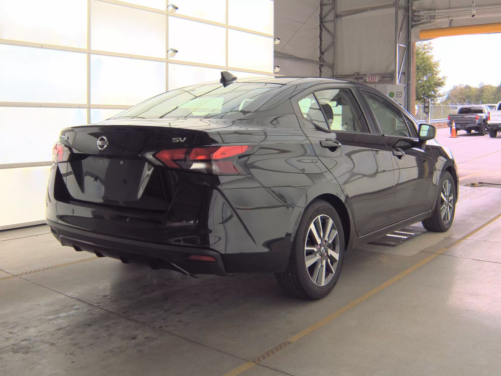 NISSAN VERSA - 5