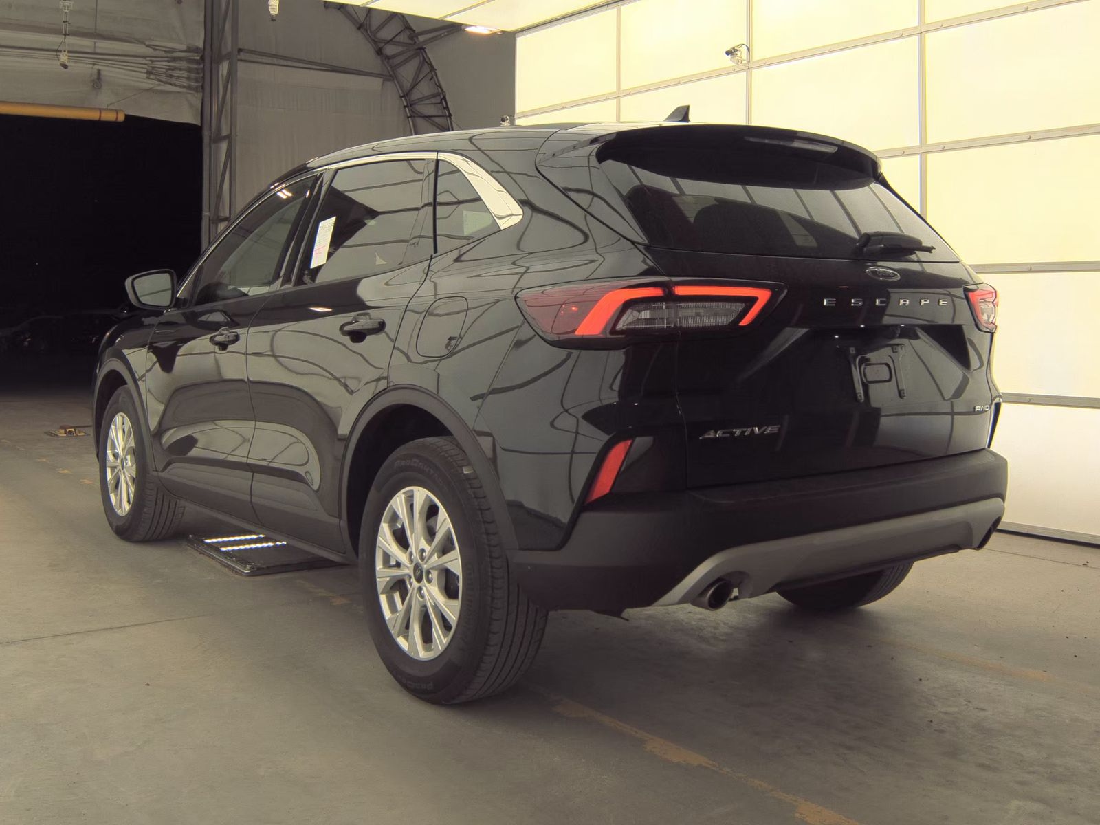 FORD ESCAPE - 9