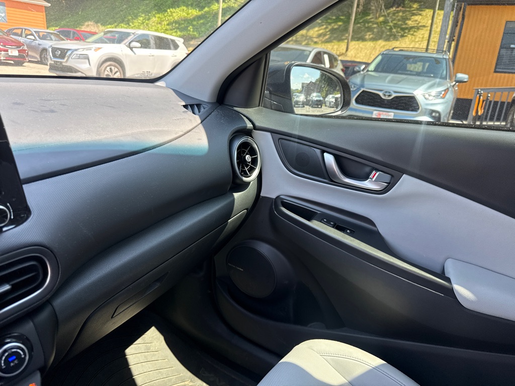 2023 Hyundai Kona Limited AWD