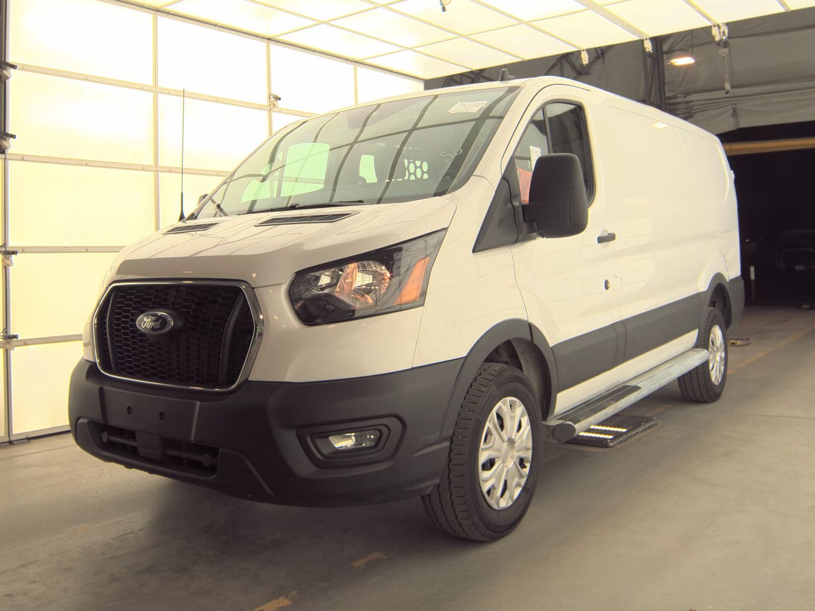 FORD TRANSIT 250 - 1