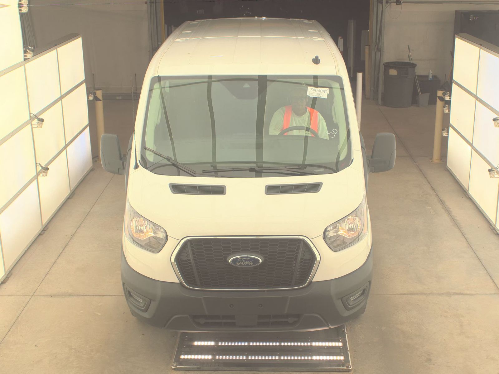 FORD TRANSIT 250 - 3
