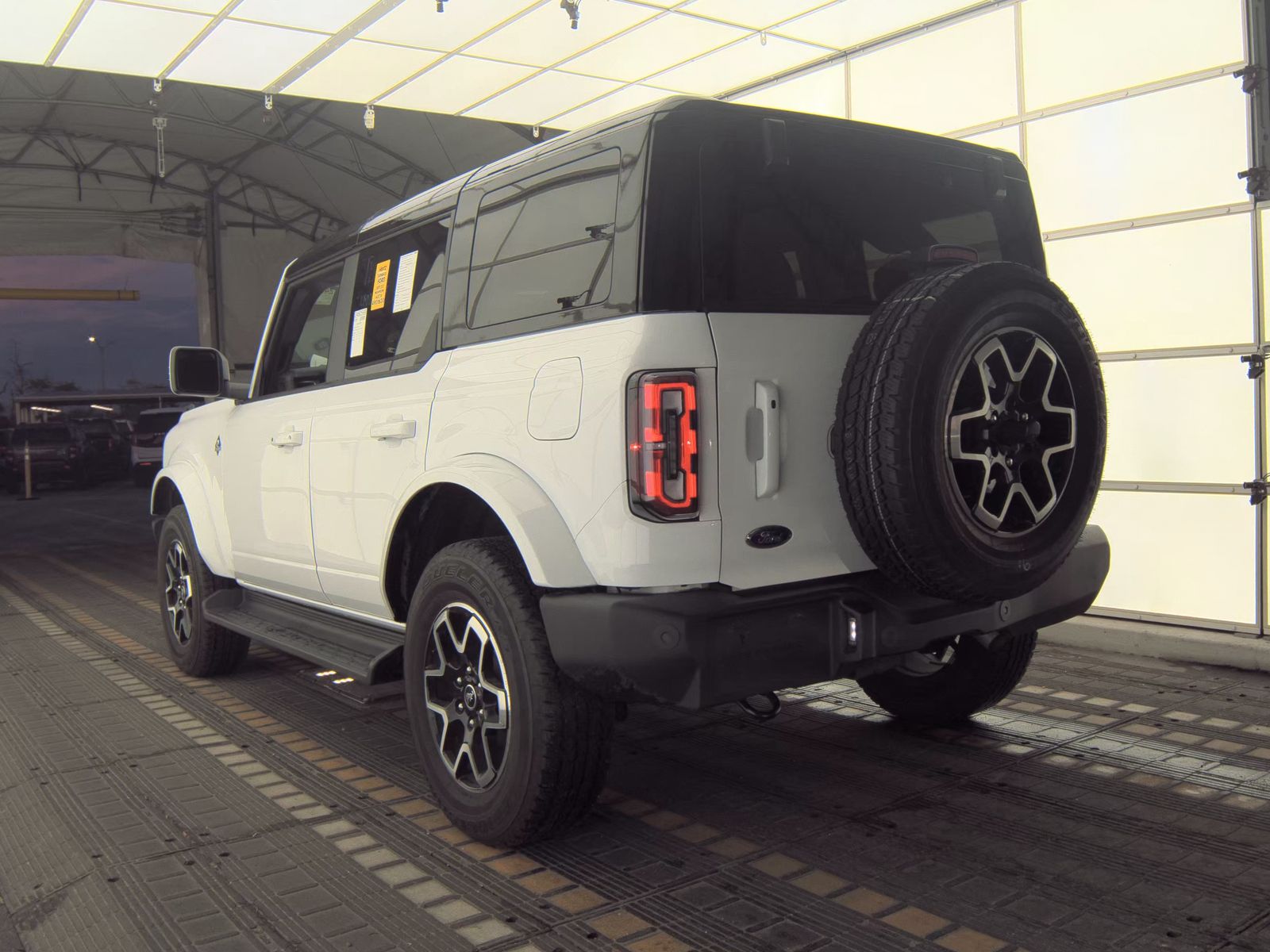 FORD BRONCO - 9
