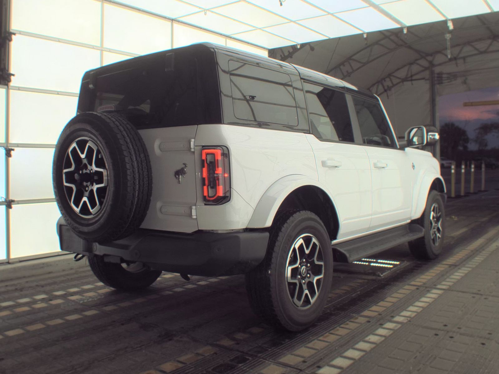FORD BRONCO - 6