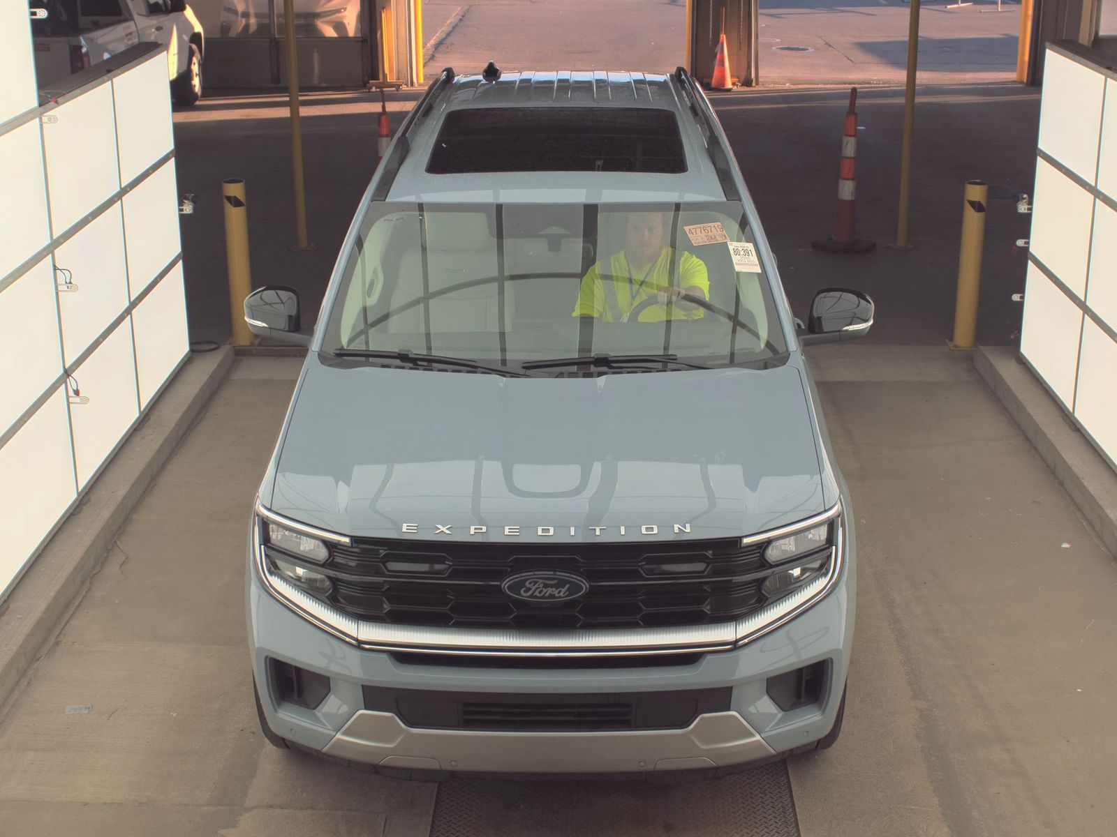 FORD EXPEDITION MAX - 3