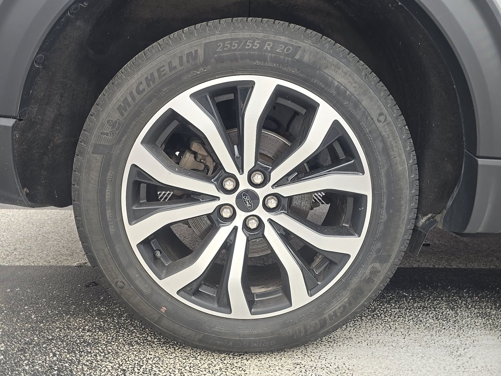 FORD EXPLORER - 6
