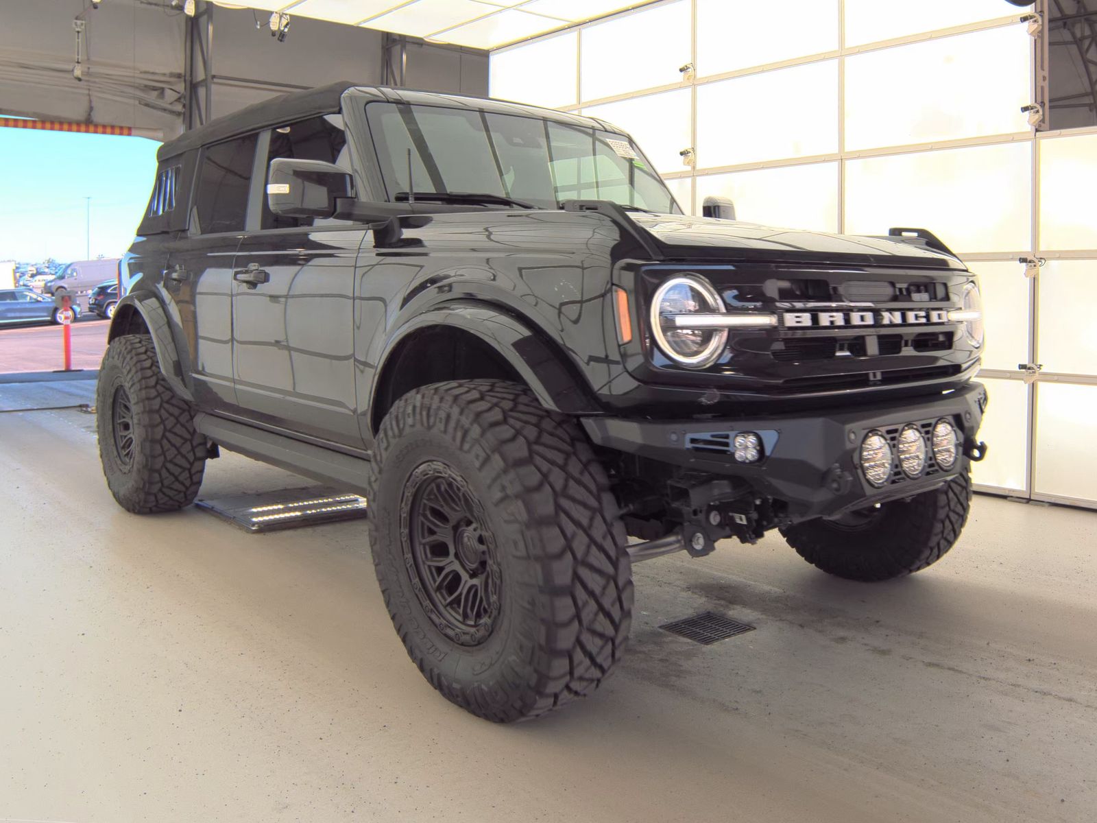 FORD BRONCO - 5