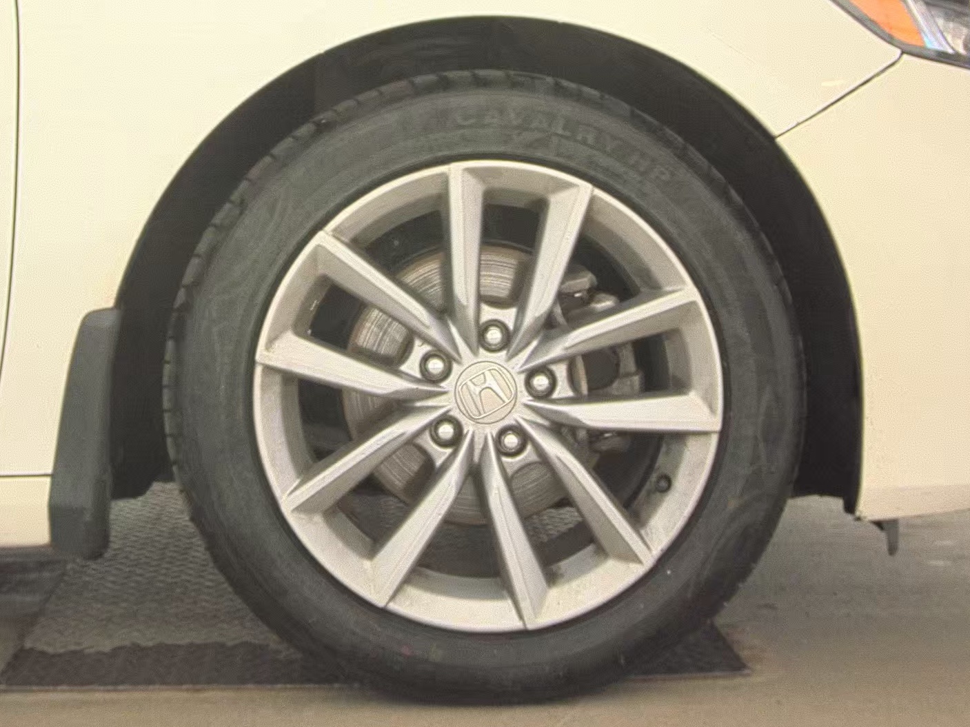 2022 Honda Accord LX FWD