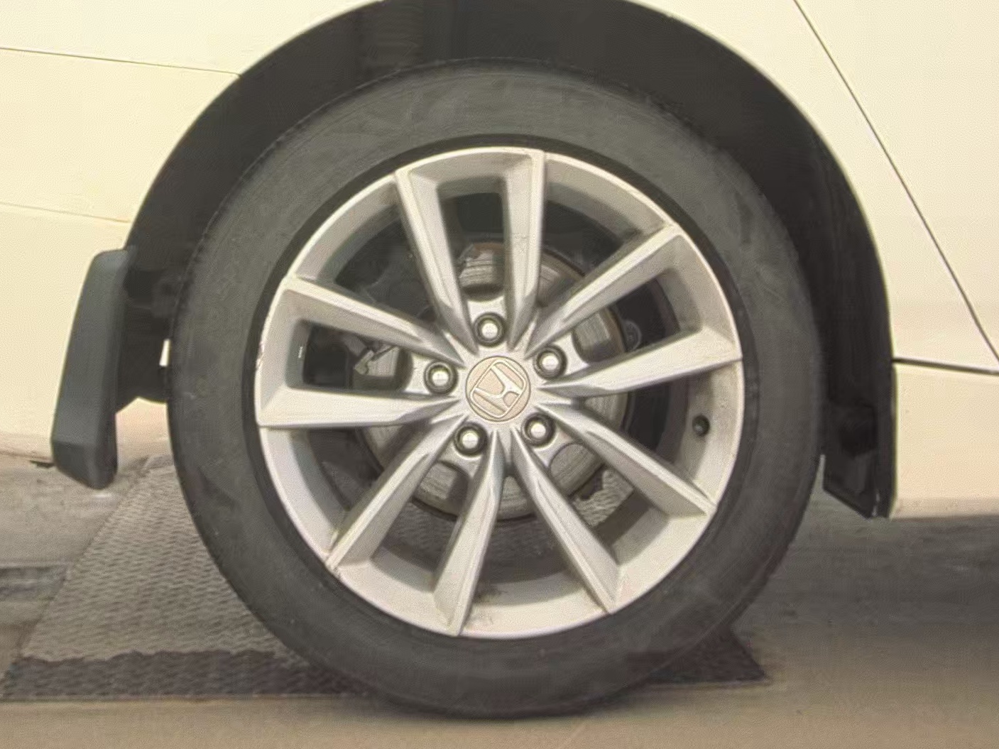 2022 Honda Accord LX FWD