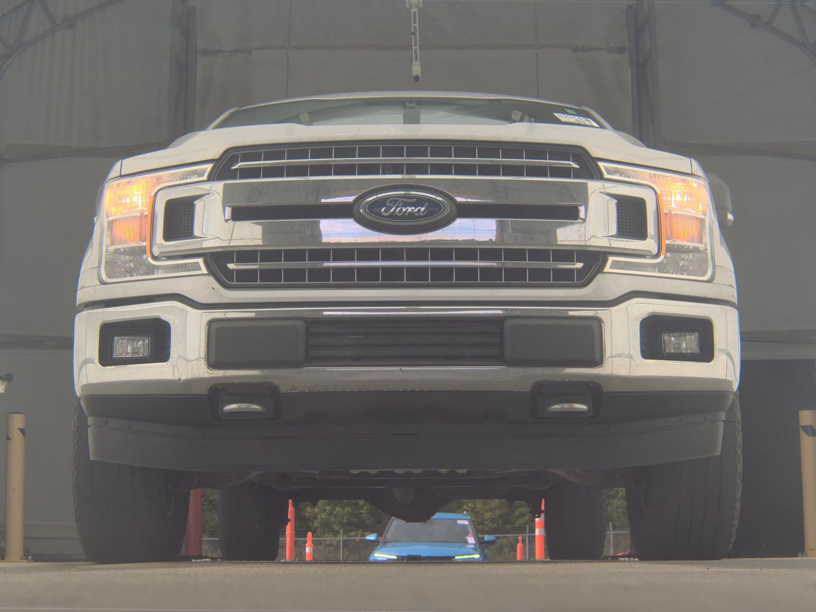 FORD F-150 - 4