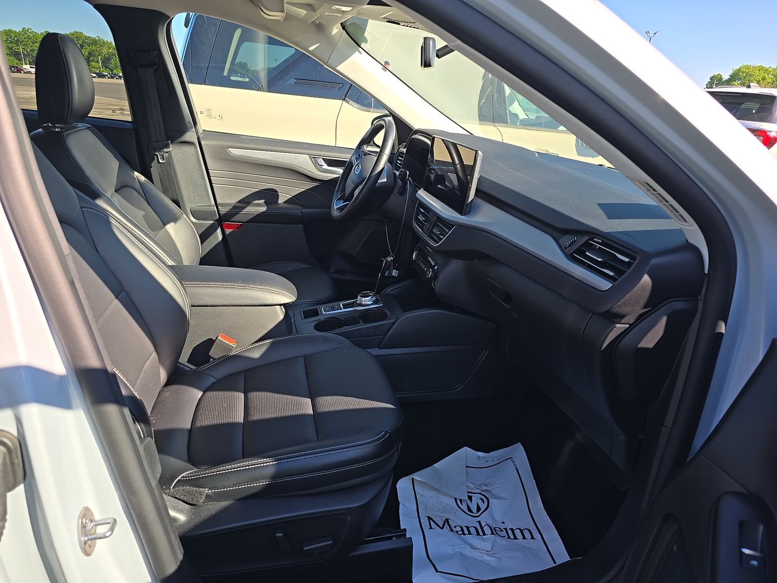 FORD ESCAPE - 9