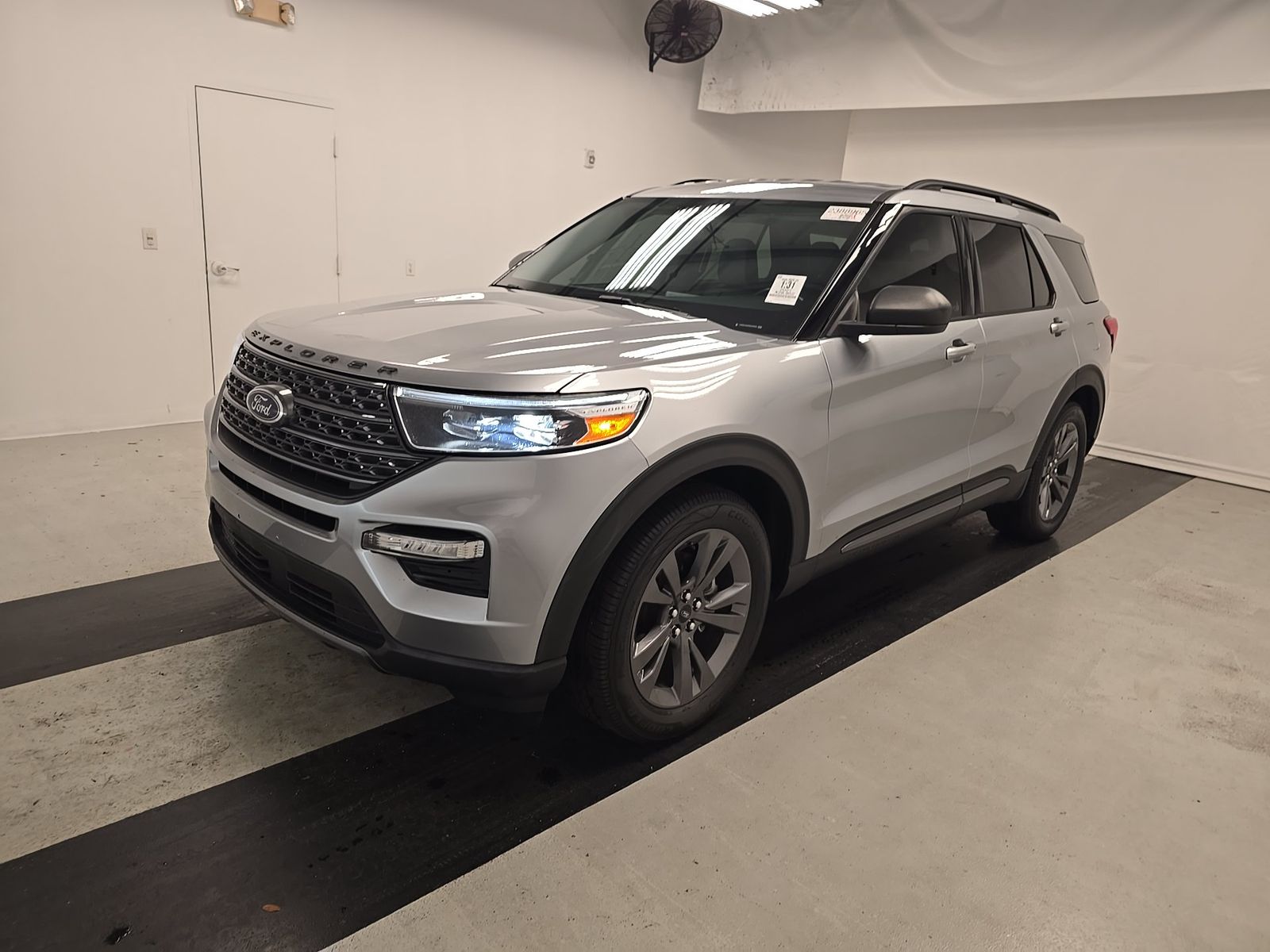 FORD EXPLORER - 1