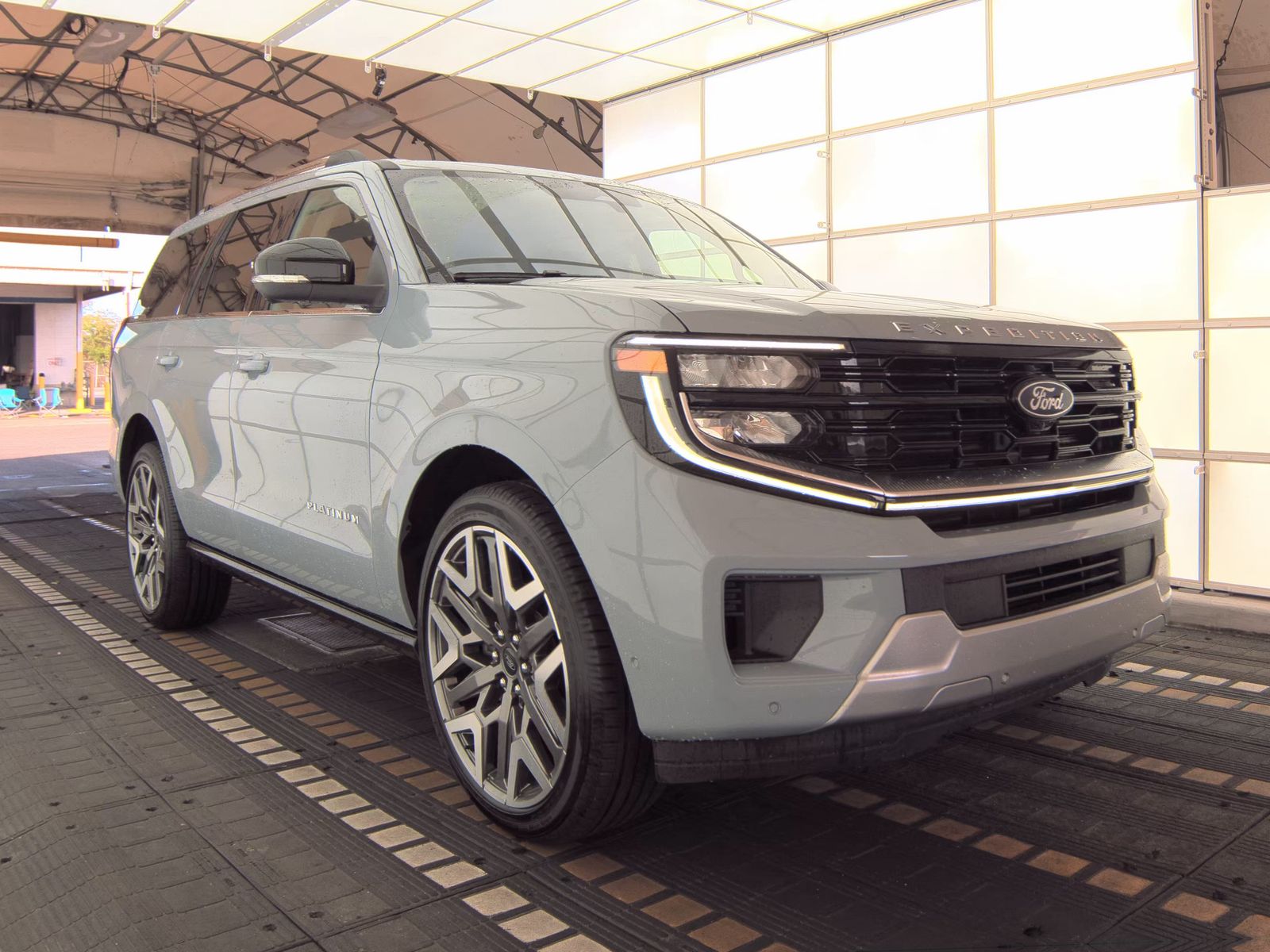 FORD EXPEDITION - 5