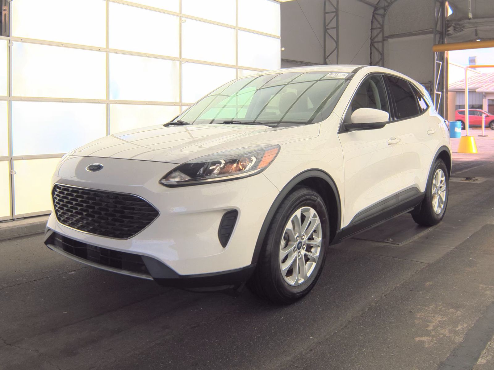 FORD ESCAPE - 1