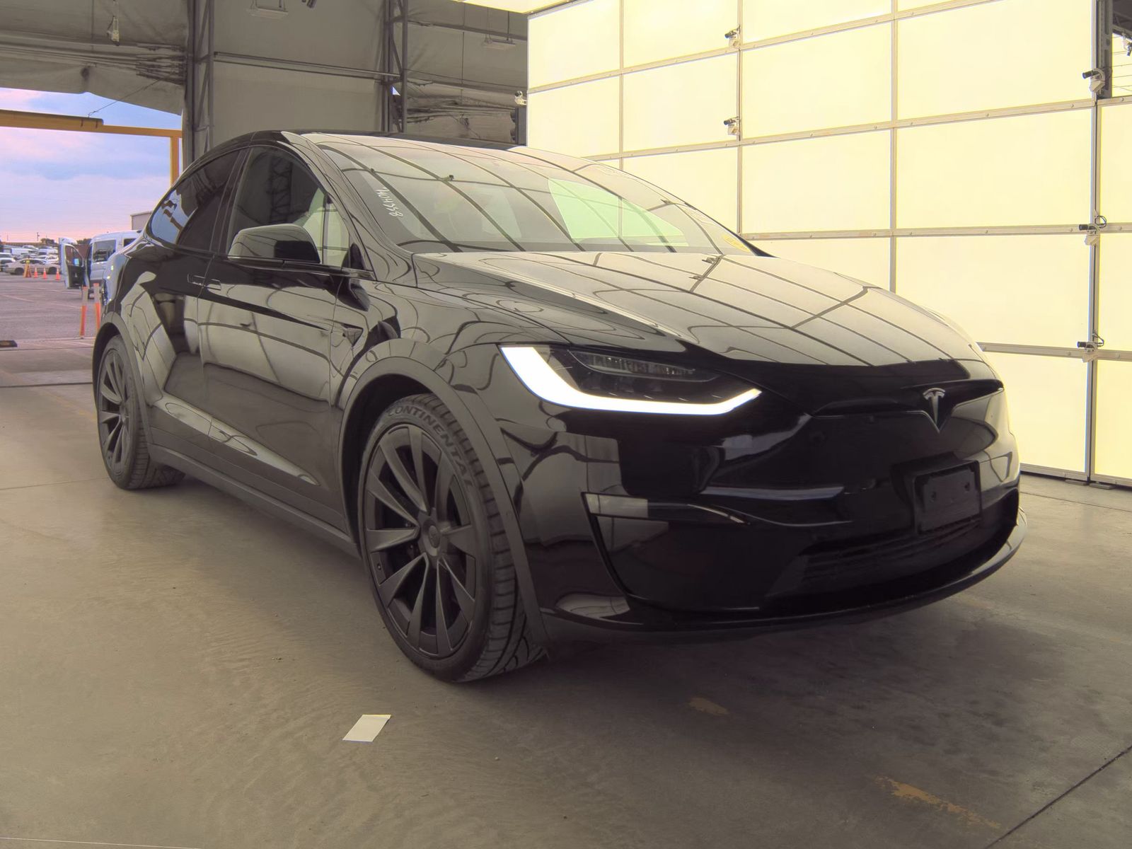 TESLA MODEL X - 5