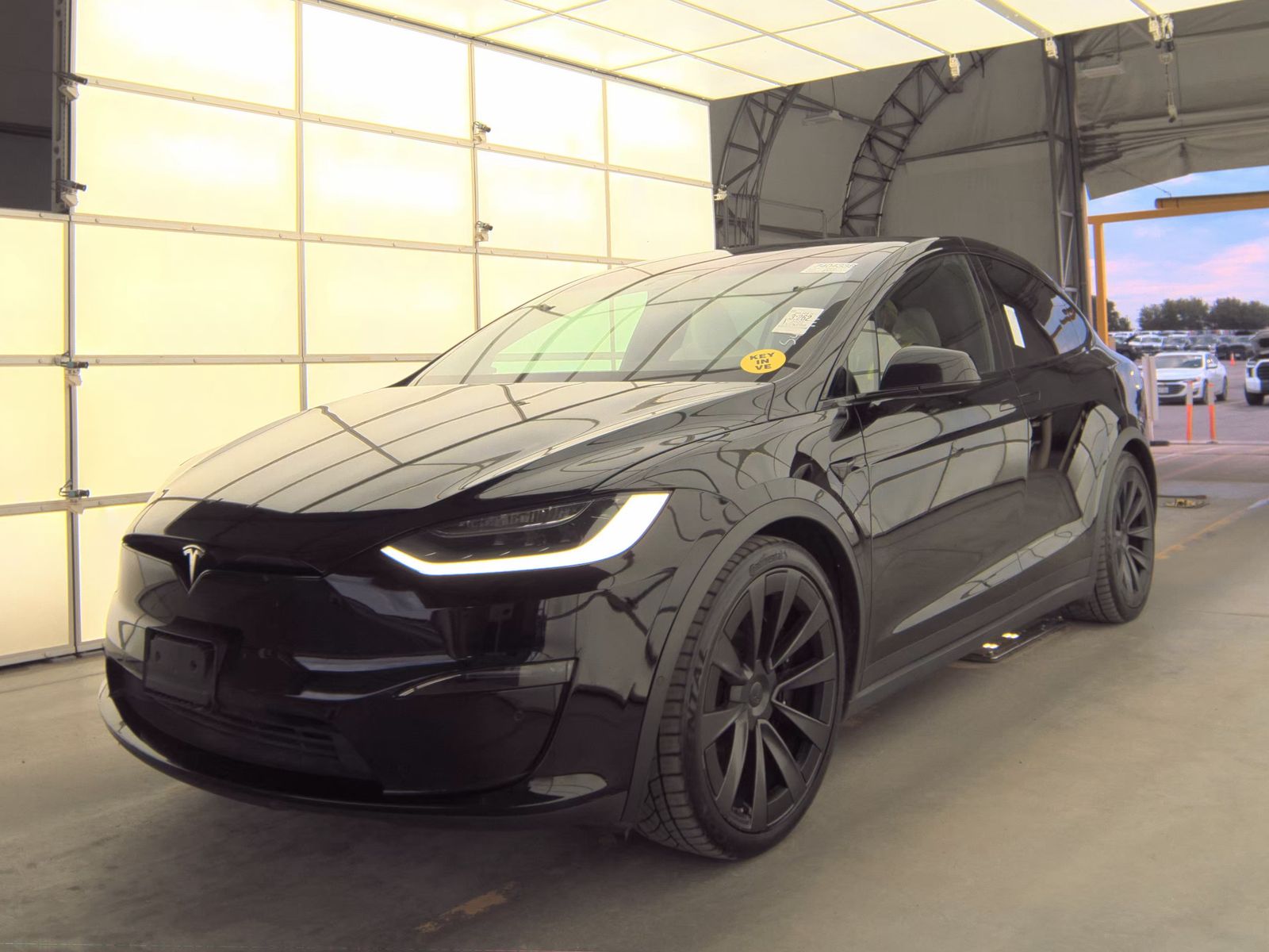 TESLA MODEL X - 1