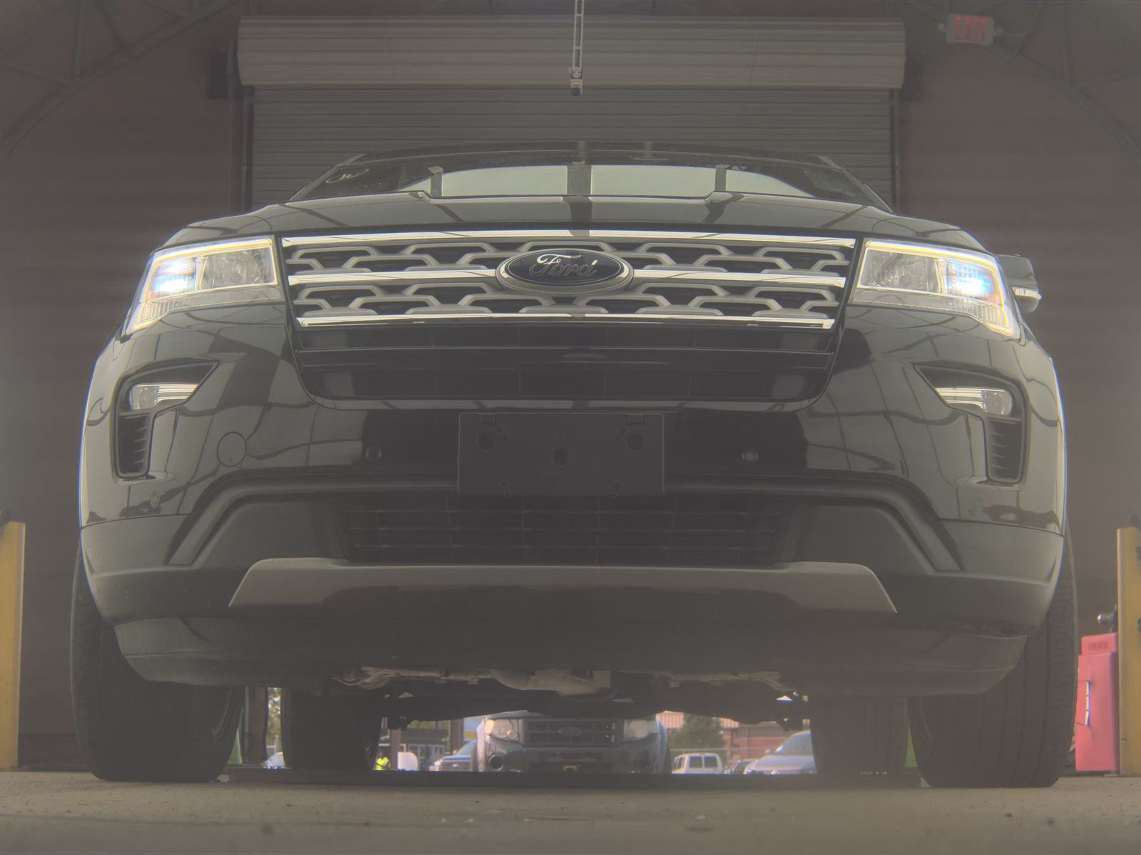 FORD EXPLORER - 4