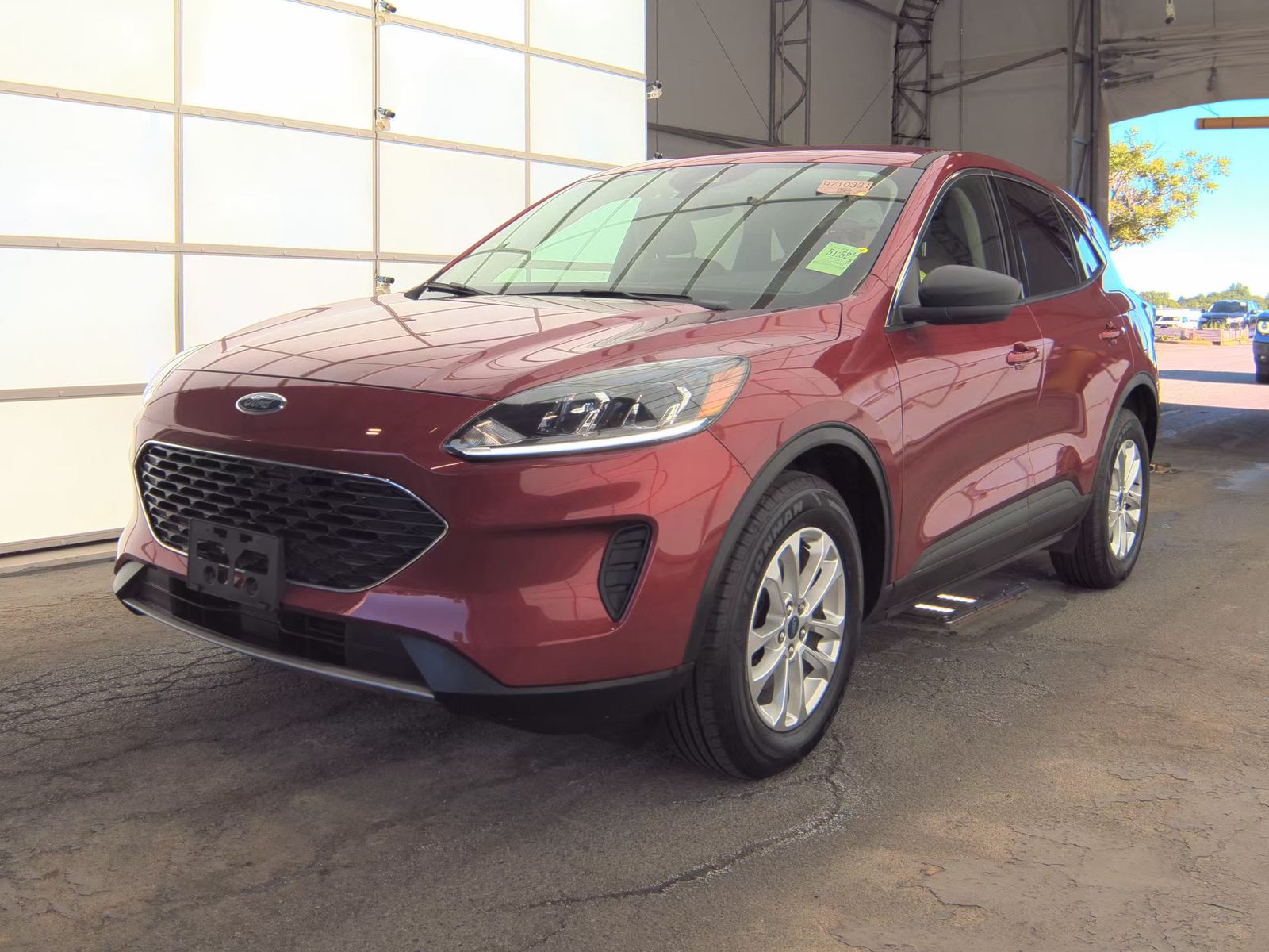 FORD ESCAPE - 1