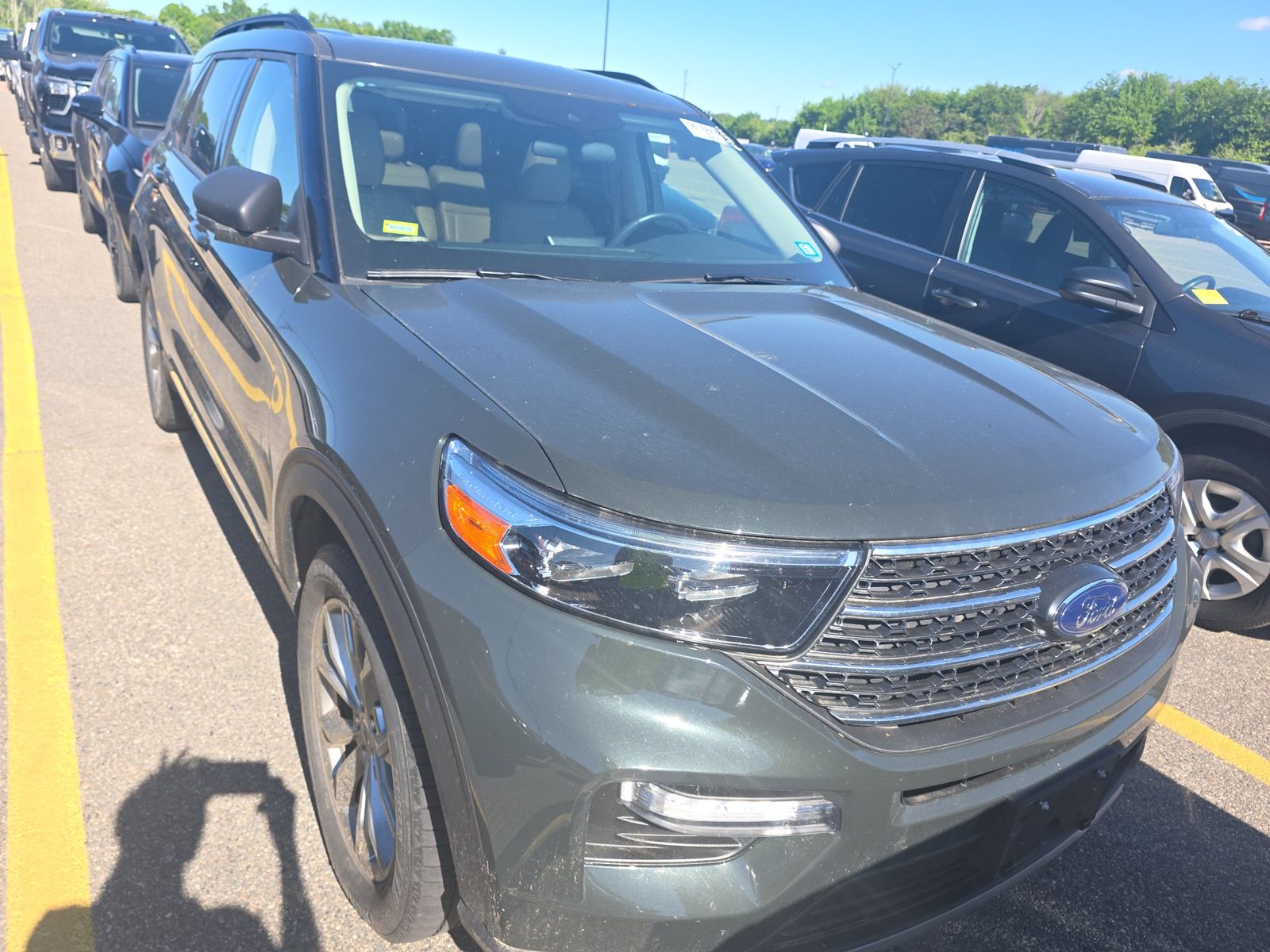 FORD EXPLORER - 4