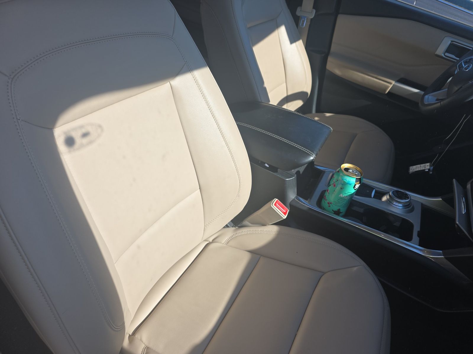 FORD EXPLORER - 9