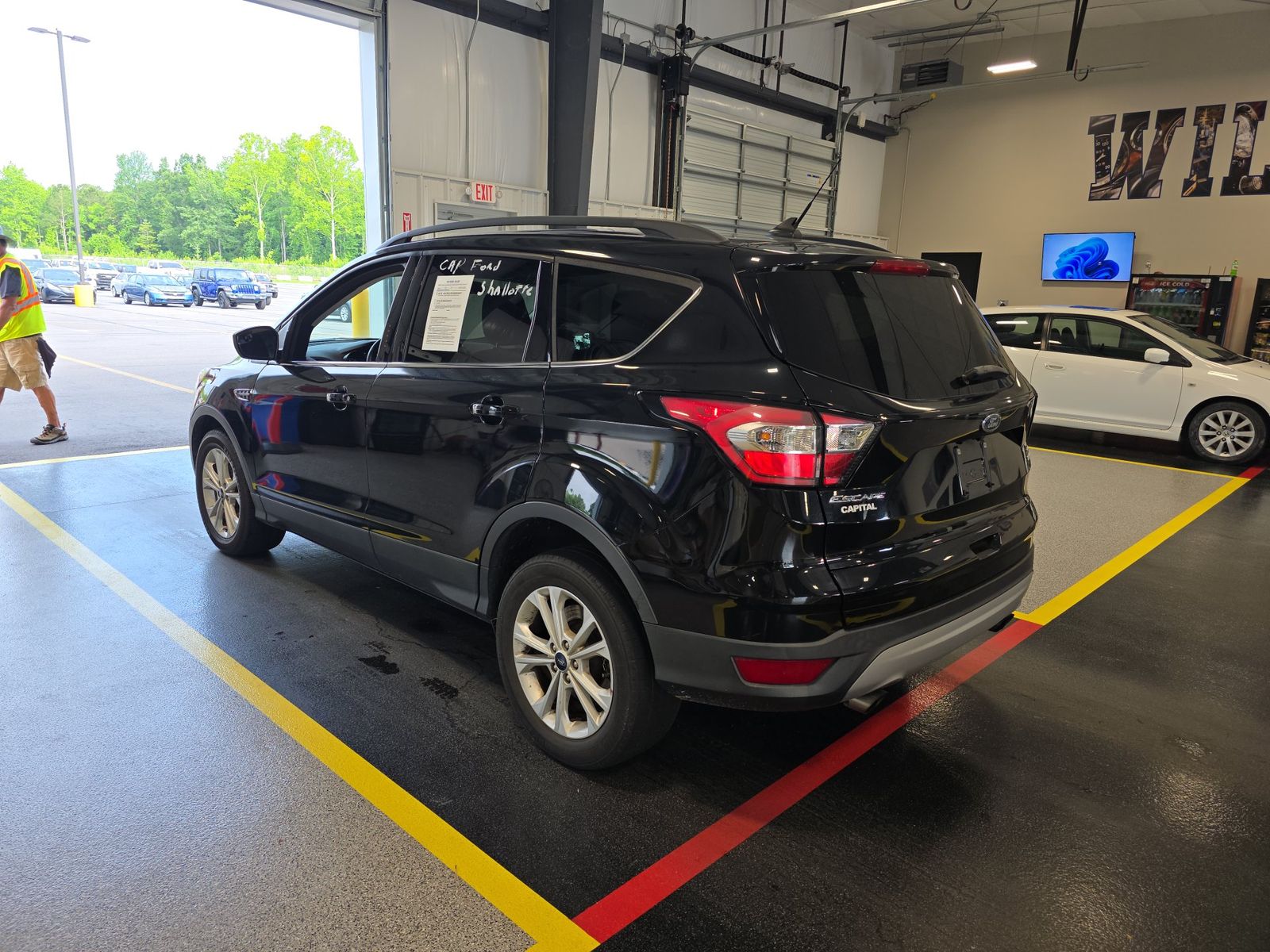 FORD ESCAPE - 7