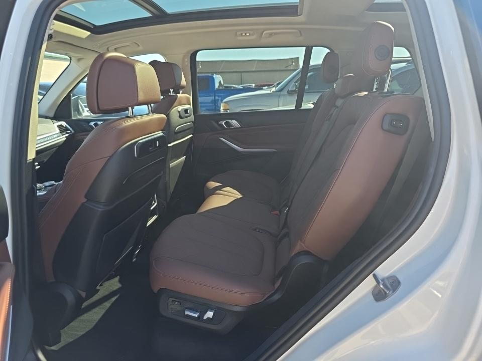 2023 BMW X7 xDrive40i AWD