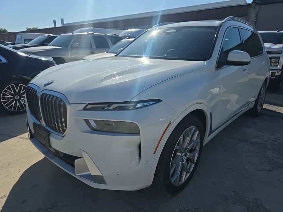 2023 BMW X7 xDrive40i AWD