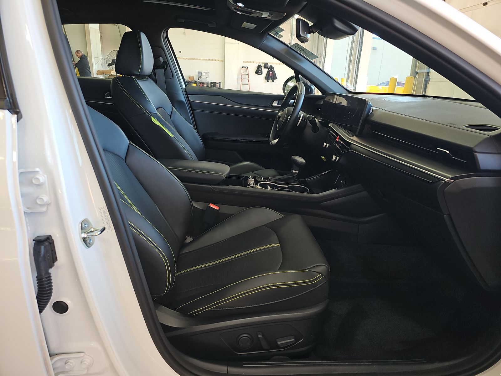 2026 Kia K5 GT FWD