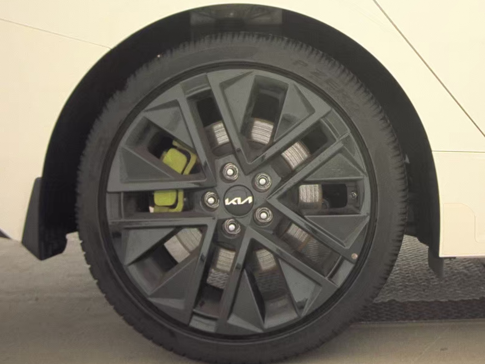 2026 Kia K5 GT FWD