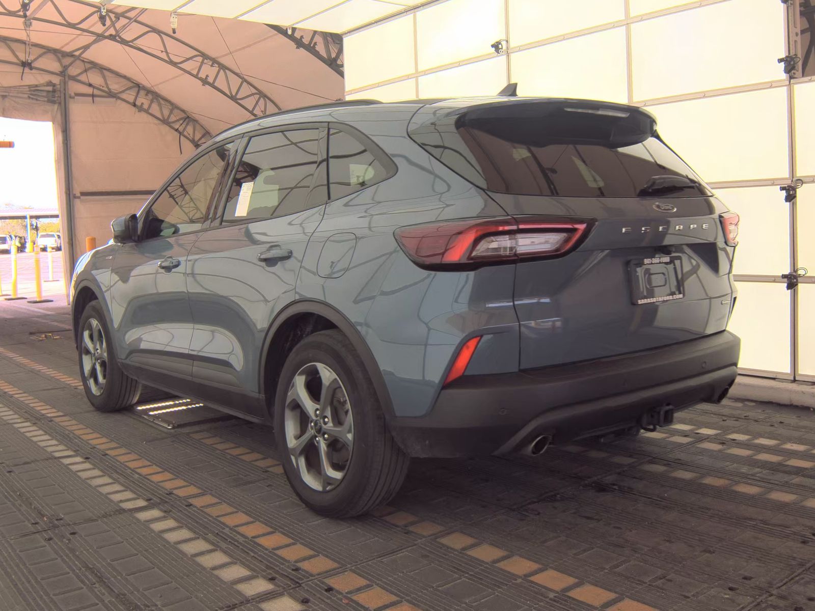 FORD ESCAPE - 9