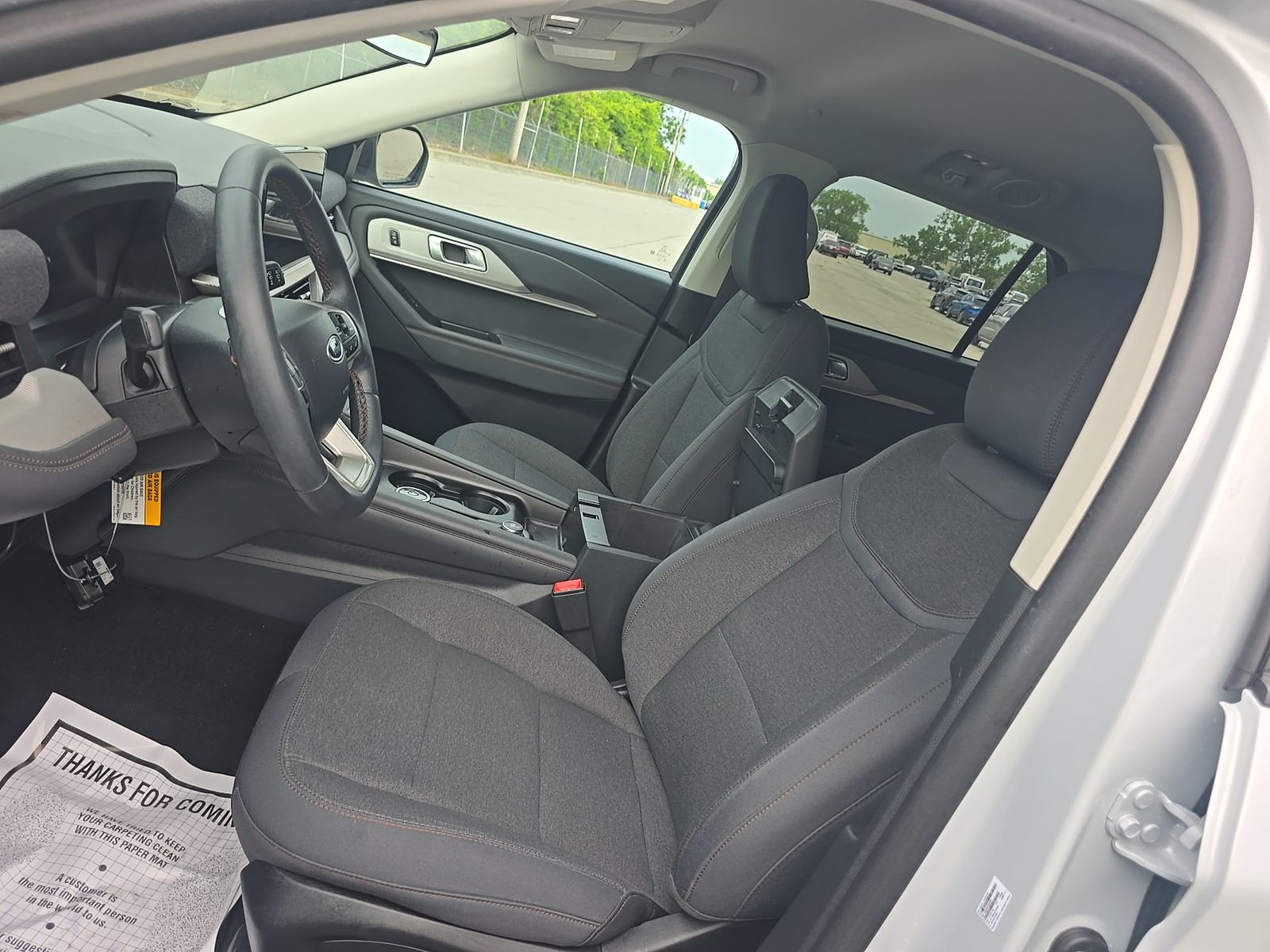 FORD EXPLORER - 8